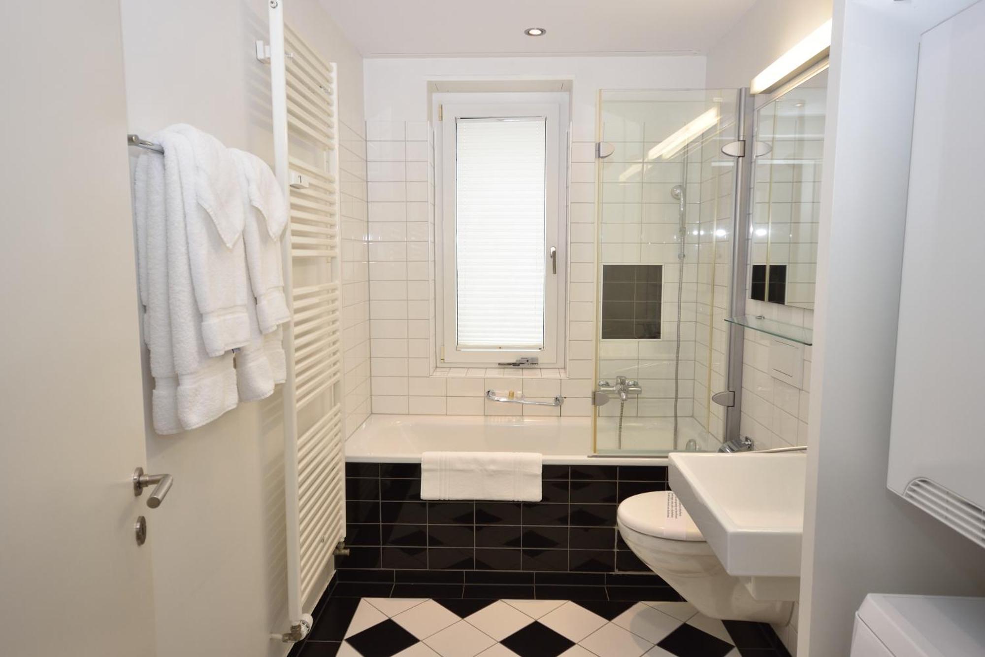 Stylish 2Br Near Lake - Flower 3 チューリッヒ エクステリア 写真